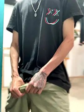 Snapshot of 27powercm chatting on October 10, 10:31 pm 27powercm online show from October 10, 10:31 pm