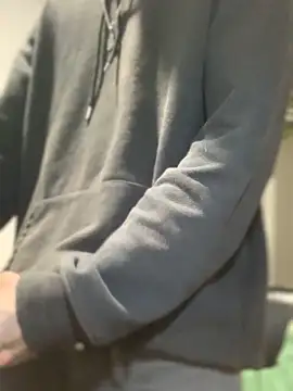 Snapshot of 27powercm chatting on October 18, 12:02 am 27powercm online show from October 18, 12:02 am