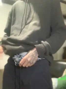 Snapshot of 27powercm chatting on October 22, 3:18 am 27powercm online show from October 22, 3:18 am