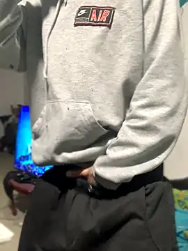 Snapshot of 27powercm chatting on November 12, 4:46 am 27powercm online show from November 12, 4:46 am