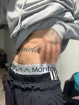 Snapshot of 27powercm chatting on December 19, 4:41 am 27powercm online show from December 19, 4:41 am