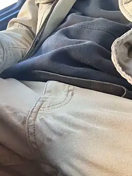 Snapshot of indosmoke chatting on December 19, 4:13 pm indosmoke online show from December 19, 4:13 pm