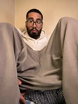 Snapshot of indosmoke chatting on January 1, 5:54 am indosmoke online show from January 1, 5:54 am