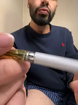 Snapshot of indosmoke chatting on January 3, 2:54 am indosmoke online show from January 3, 2:54 am