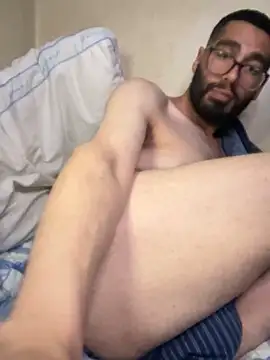 Snapshot of indosmoke chatting on January 14, 5:51 am indosmoke online show from January 14, 5:51 am