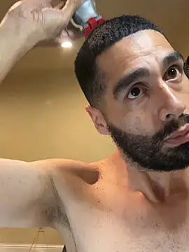 Snapshot of indosmoke chatting on March 3, 1:21 am indosmoke online show from March 3, 1:21 am