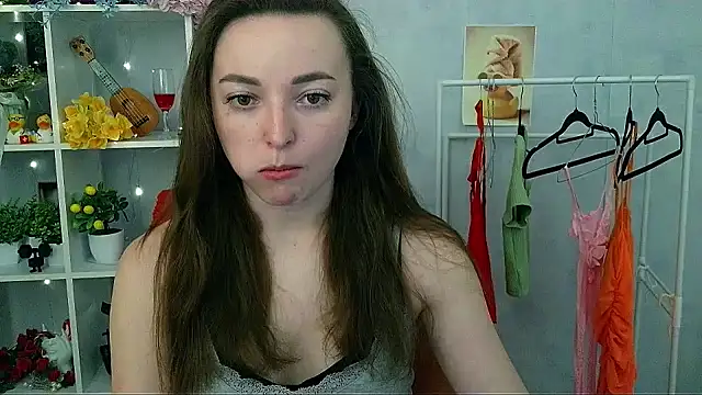  Barbie Kiss  online show from March 31, 7:31 am