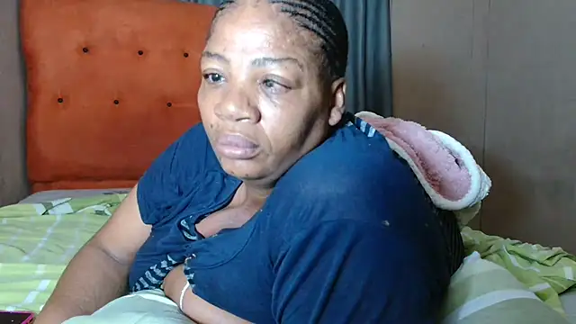 tinagiant online show from March 22, 2:26 am