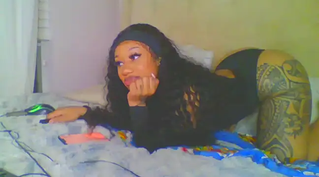 Snapshot of XenaIsland chatting on December 20, 9:21 am XenaIsland online show from December 20, 9:21 am