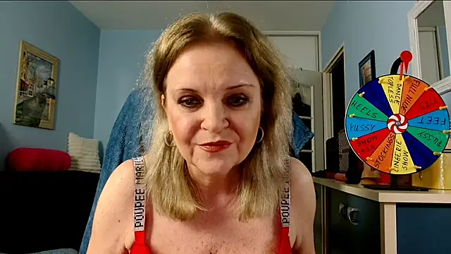 Snapshot of sexyjennyeu chatting on November 22, 8:41 pm sexyjennyeu online show from November 22, 8:41 pm