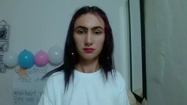 Snapshot of SexyTokio4 chatting on February 8, 1:00 am SexyTokio4 online show from February 8, 1:00 am