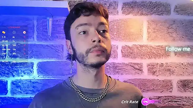 Snapshot of noah_ricci chatting on October 17, 12:30 pm noah ricci online show from October 17, 12:30 pm