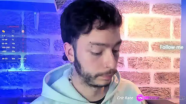 Snapshot of noah_ricci chatting on October 19, 12:39 pm noah ricci online show from October 19, 12:39 pm