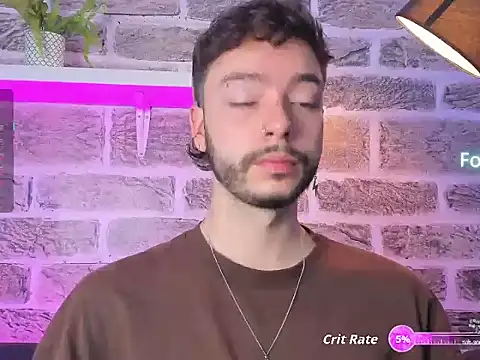 Snapshot of noah_ricci chatting on February 1, 12:04 pm noah ricci online show from February 1, 12:04 pm