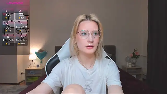 Snapshot of DearLia chatting on January 10, 9:42 pm DearLia online show from January 10, 9:42 pm