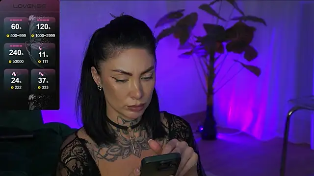 Snapshot of angelinaRae chatting on December 11, 5:04 pm angelinaRae online show from December 11, 5:04 pm