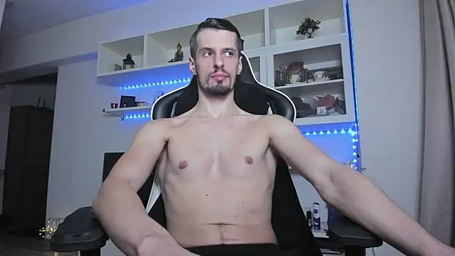 ToddClaytonn online show from December 18, 11:33 pm