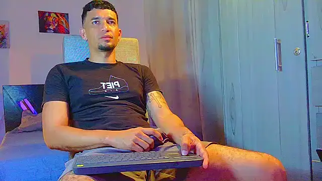 Snapshot of Jeff_Kent2 chatting on January 6, 12:58 am Jeff Kent2 online show from January 6, 12:58 am