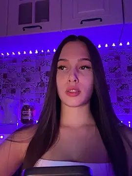 EricaWalls online show from January 27, 6:31 pm