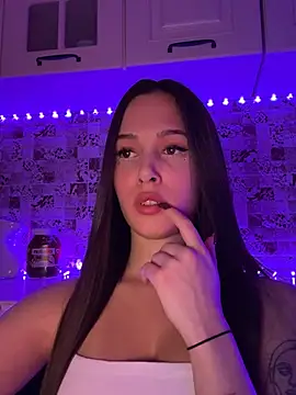 EricaWalls online show from January 27, 9:33 pm