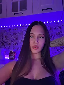 EricaWalls online show from February 1, 12:51 am