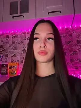 EricaWalls online show from February 17, 7:31 pm