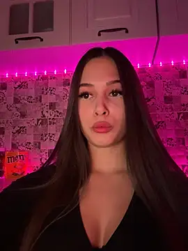 EricaWalls online show from February 18, 10:47 pm