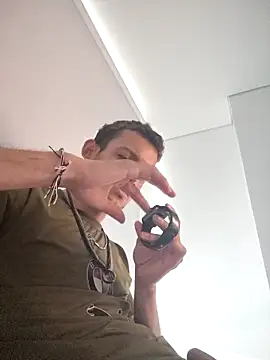 Duvan Martinez23 online show from November 13, 7:46 pm