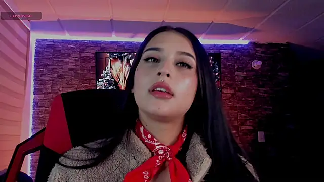 Snapshot of Charlotte_greys chatting on November 29, 11:30 pm Charlotte greys online show from November 29, 11:30 pm