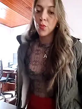 Snapshot of rachellboom chatting on January 18, 9:18 pm rachellboom online show from January 18, 9:18 pm