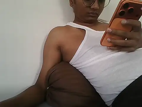 Snapshot of darshan_guj chatting on April 21, 5:14 am darshan guj online show from April 21, 5:14 am