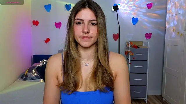 sophia euphoriaa online show from March 31, 9:32 am