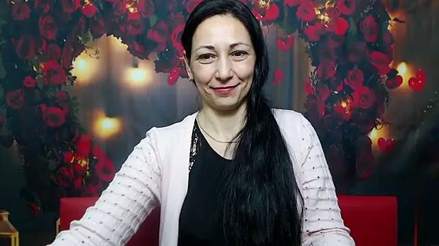 Snapshot of LiluGrants chatting on March 5, 4:24 am LiluGrants online show from March 5, 4:24 am