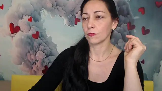 Snapshot of LiluGrants chatting on March 7, 7:05 pm LiluGrants online show from March 7, 7:05 pm