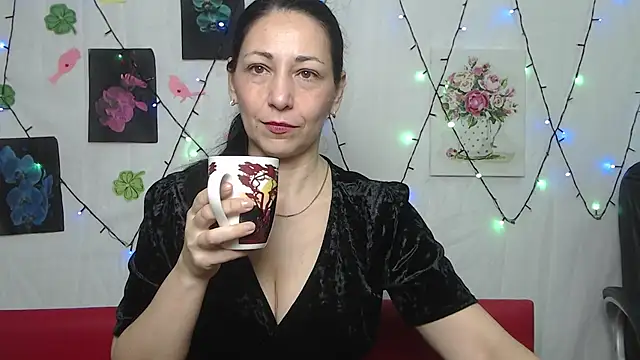 Snapshot of LiluGrants chatting on March 21, 7:24 pm LiluGrants online show from March 21, 7:24 pm