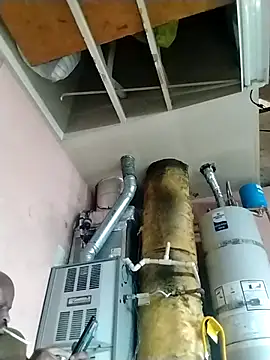 Snapshot of HBYAM chatting on March 9, 3:49 pm HBYAM online show from March 9, 3:49 pm