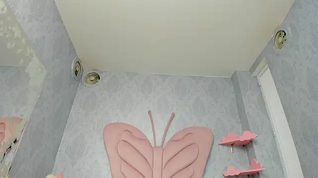 MaddyCute4u online show from February 8, 2:38 pm