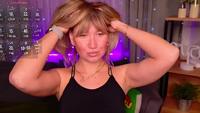 MilaBott online show from March 14, 7:23 pm