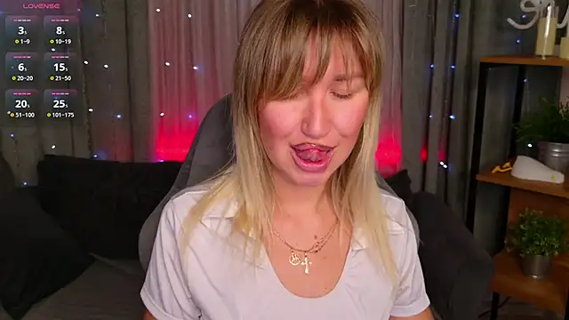 MilaBott online show from April 14, 7:20 pm