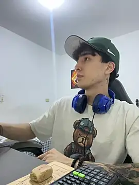 gojo satoru 18 online show from March 24, 2:05 am