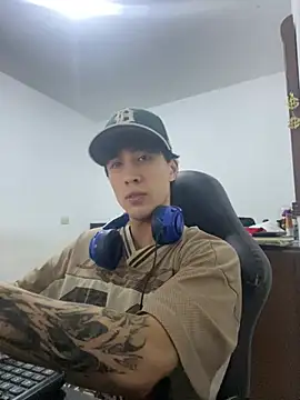 gojo satoru 18 online show from April 19, 1:05 am