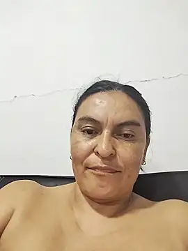 Horny-Mommy-Dirty online show from October 28, 3:43 am