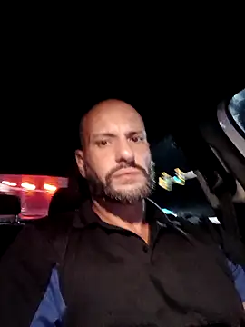 Snapshot of mobydick42085 chatting on October 27, 1:31 am mobydick42085 online show from October 27, 1:31 am