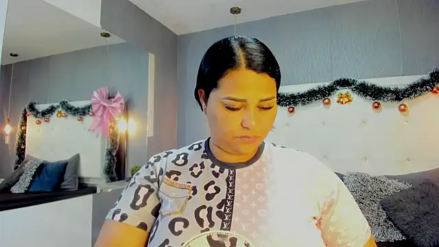 Clarigil online show from December 19, 10:06 pm