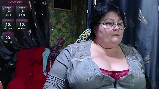 Goddess57 online show from October 13, 9:15 pm