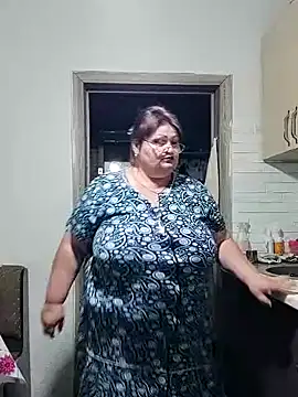 Snapshot of Goddess57 chatting on June 7, 6:33 pm Goddess57 online show from June 7, 6:33 pm