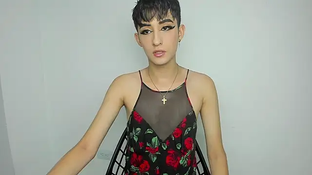 Snapshot of HotStar_yes chatting on December 29, 1:34 am HotStar yes online show from December 29, 1:34 am