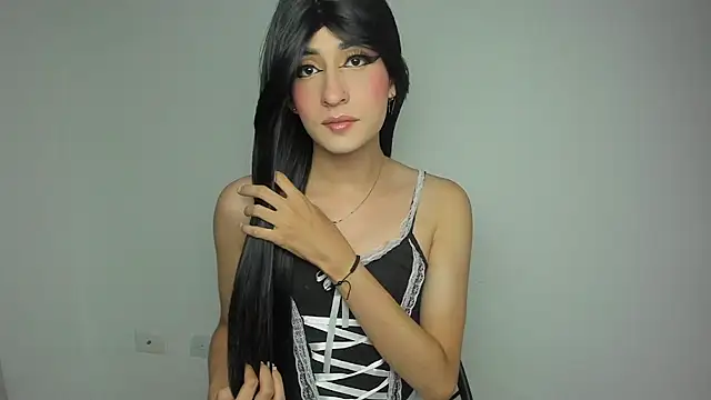 Snapshot of HotStar_yes chatting on January 16, 1:37 am HotStar yes online show from January 16, 1:37 am