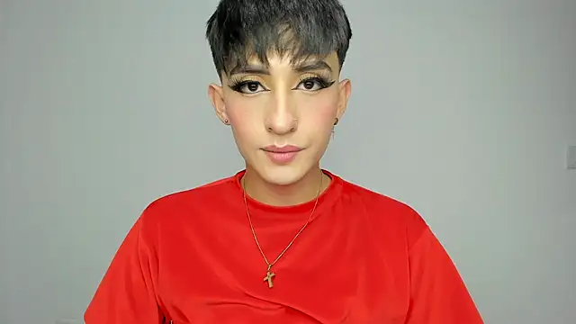 Snapshot of HotStar_yes chatting on January 18, 5:41 am HotStar yes online show from January 18, 5:41 am