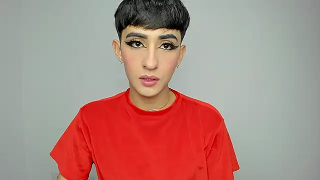 Snapshot of HotStar_yes chatting on January 24, 12:31 am HotStar yes online show from January 24, 12:31 am